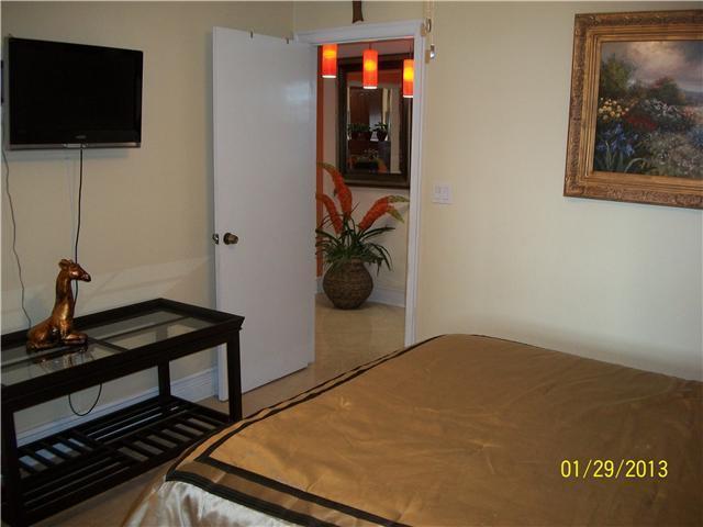 4620 Southwest 156th Place Miami, FL 33185 - Photo 22 of 25