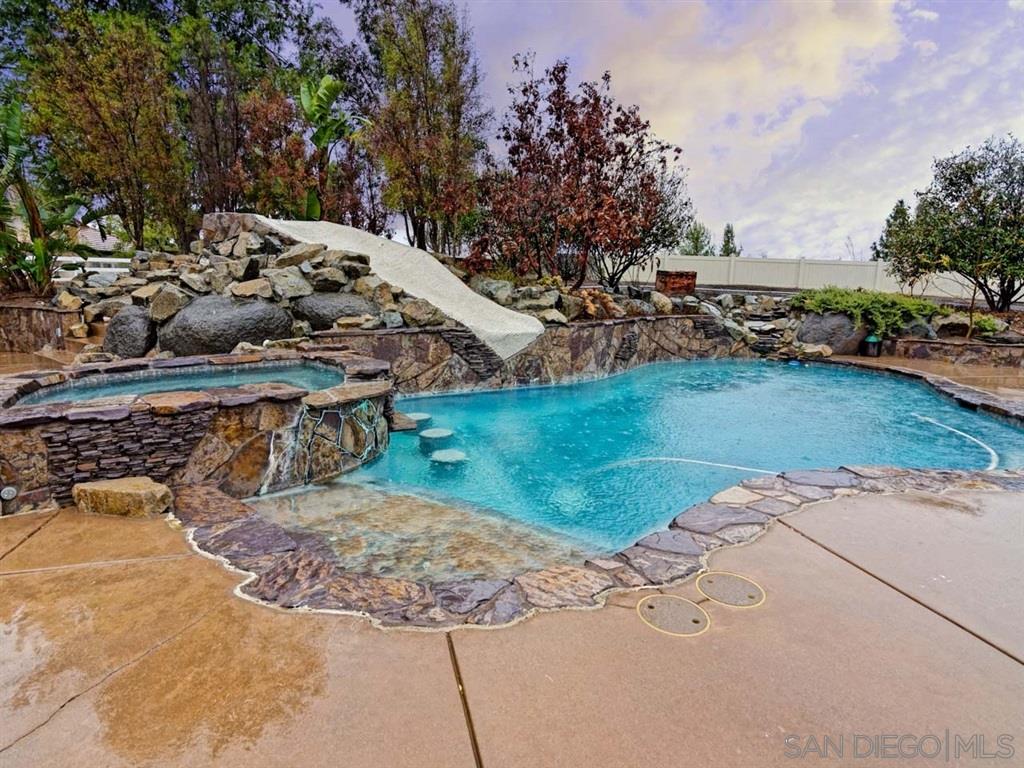 2101 Charles Dewitt Way Alpine, CA 91901 - Photo 6 of 25