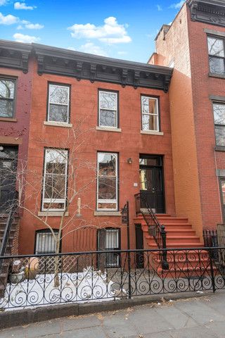 $2,855,000 | 32 1st Street | Carroll Gardens