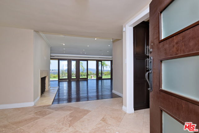 2078 Stradella Road Los Angeles, CA 90077 - Photo 5 of 37