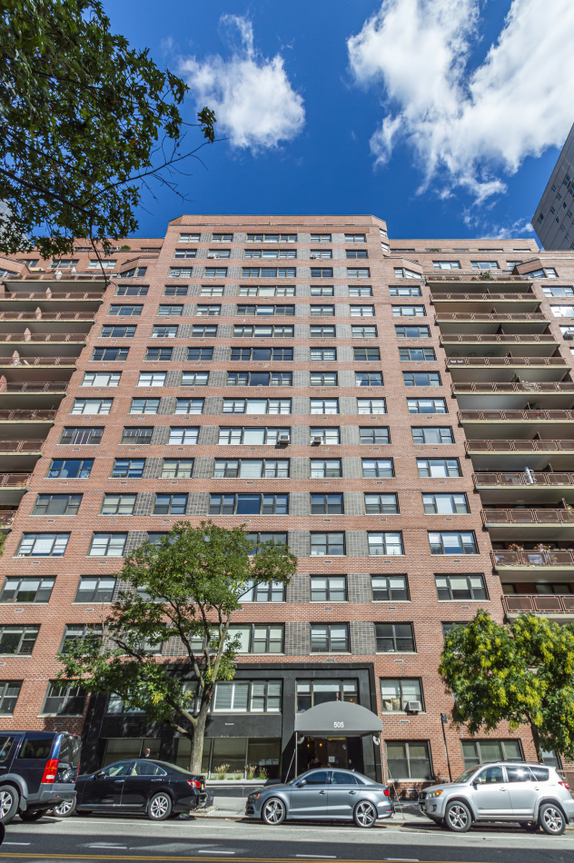 East River House 505 E 79th St, Manhattan, NY 10075 - Photo 2 of 3