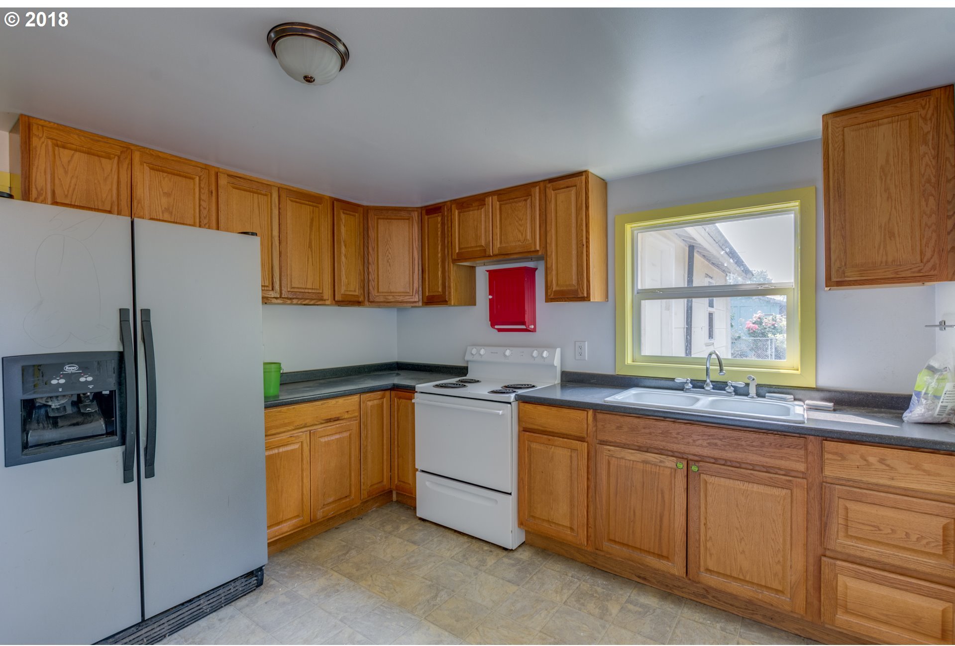 655 Southeast Rene Avenue Gresham, OR 97080 - Photo 13 of 21 Gallery Image 13