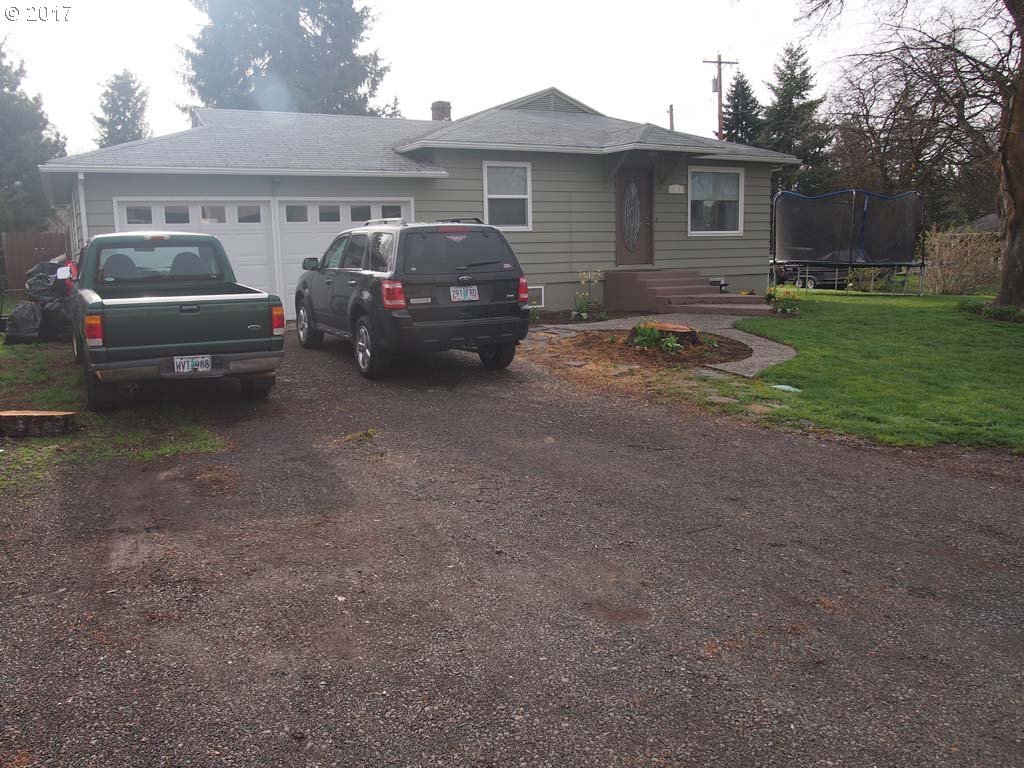 330 Williams Street Dufur, OR 97021 - Photo 5 of 23 Gallery Image 5