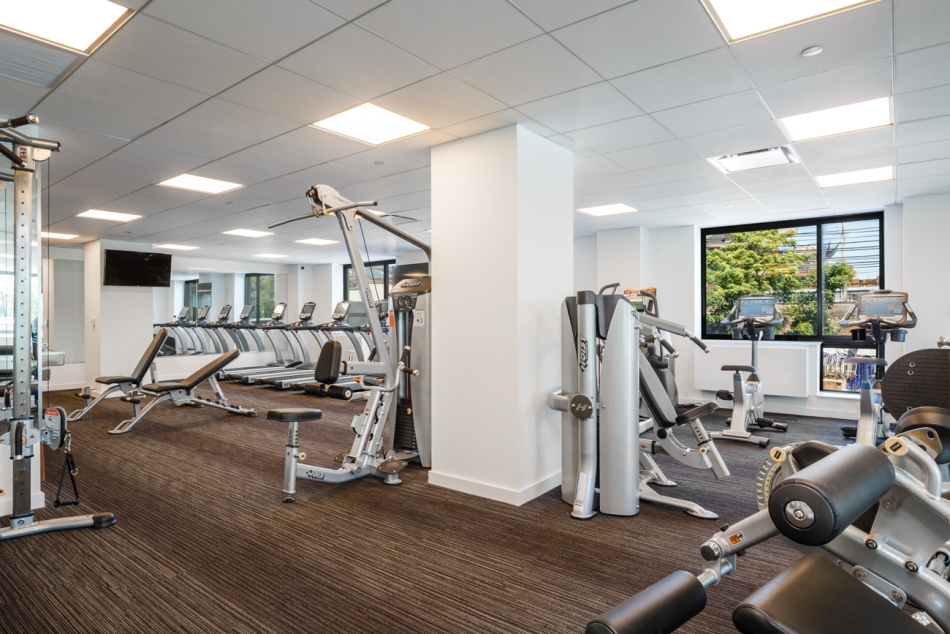 Alvista Towers 147-36 94th Ave, Queens, NY 11435 - Photo 2 of 4