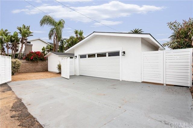 $1,535,000 | 338 East 19th Street, Costa Mesa, CA 92627