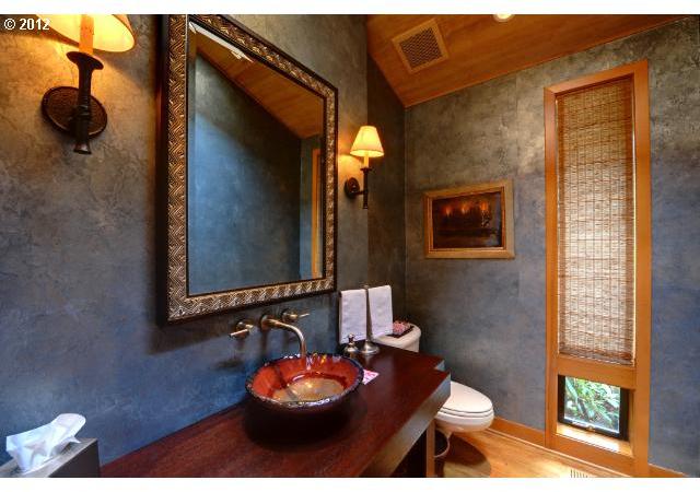 2449 South Military Road Portland, OR 97219 - Photo 7 of 16 Gallery Image 7