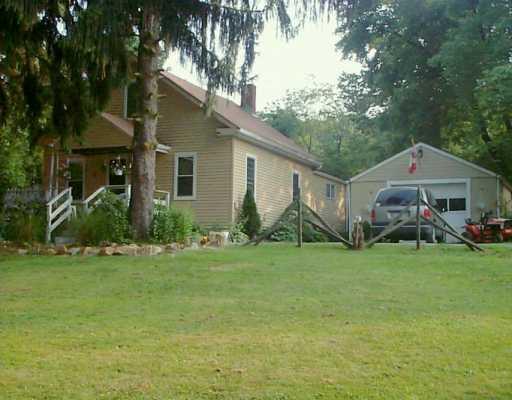 131 Davis Road Economy, PA 15143 - Photo 7 of 8