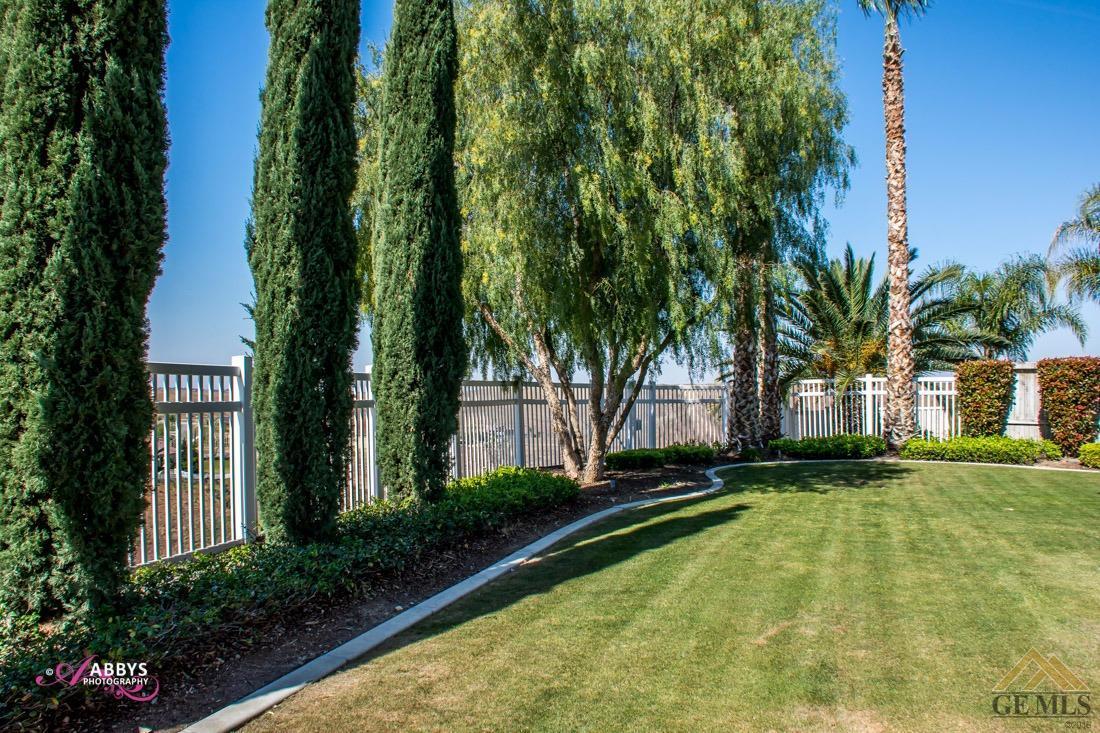 13407 Raphael Avenue Bakersfield, CA 93306 - Photo 34 of 40