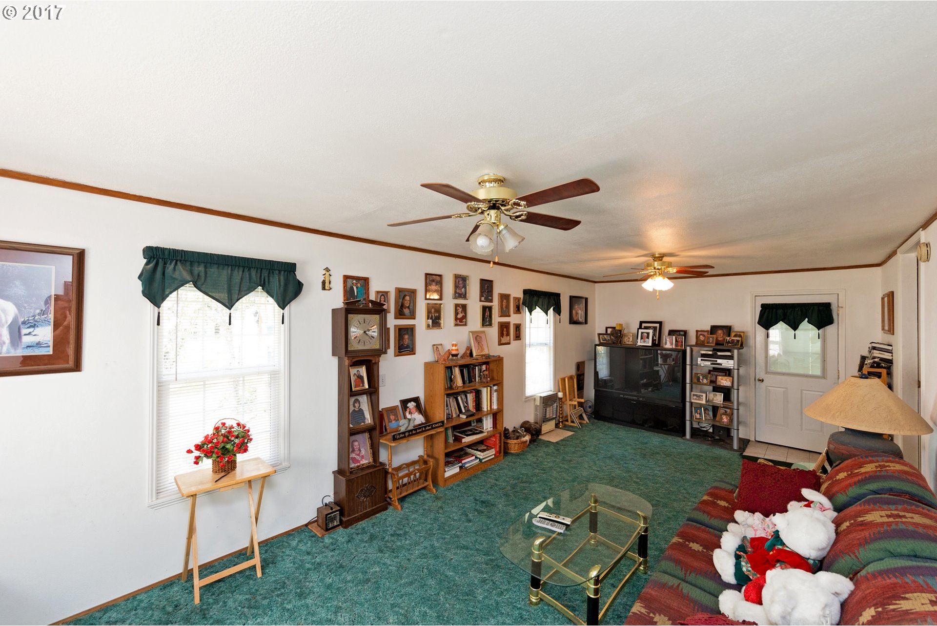 2370 Carroll Road Mosier, OR 97040 - Photo 14 of 23 Gallery Image 14