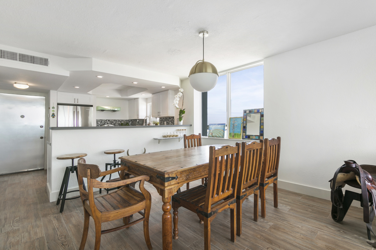 8233 Harding Avenue, Unit 701 701 Miami Beach, FL 33141 - Photo 4 of 18