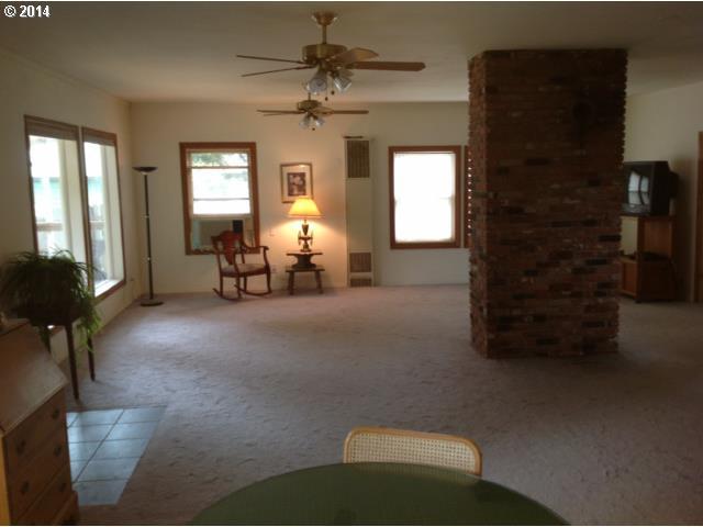 49870 Northwest Schmidlin Road Buxton, OR 97109 - Photo 6 of 16 Gallery Image 6