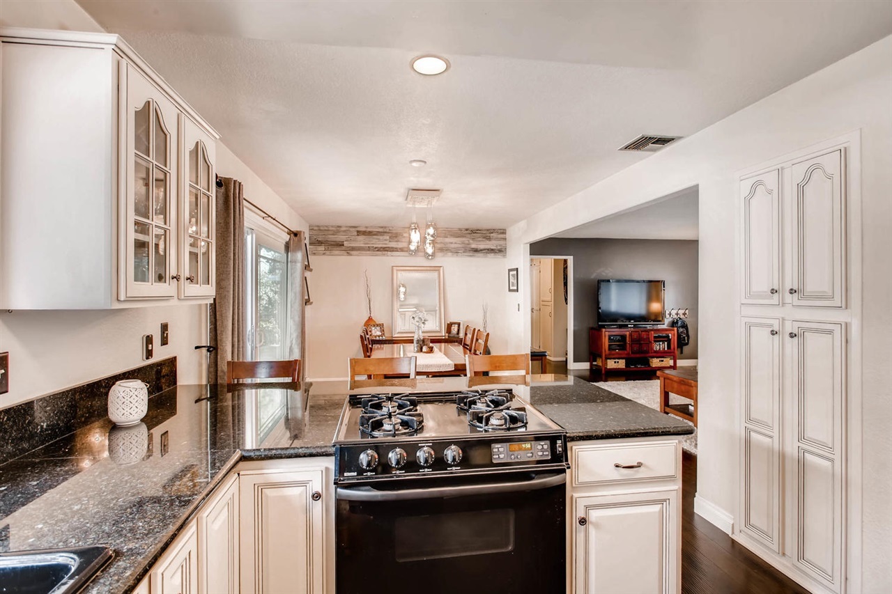 10113 Settle Road Santee, CA 92071 - Photo 12 of 25