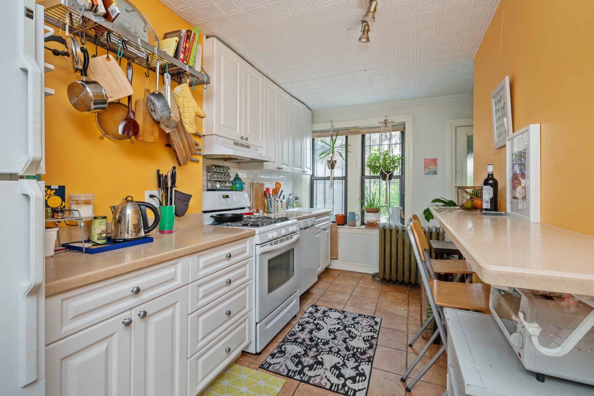 292 Windsor Place, Unit GARDEN Brooklyn, NY 11218 - Photo 4 of 7