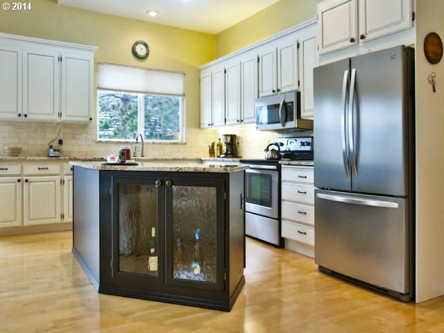 11200 Southwest Pintail Loop Beaverton, OR 97007 - Photo 9 of 16 Gallery Image 9
