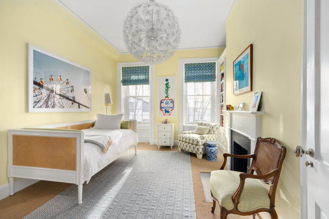 158 East 81st Street Manhattan, NY 10028 - Photo 12 of 20