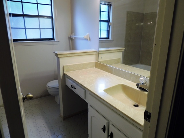 7514 Lowrance Road Memphis, TN 38125 - Photo 17 of 24 Gallery Image 17