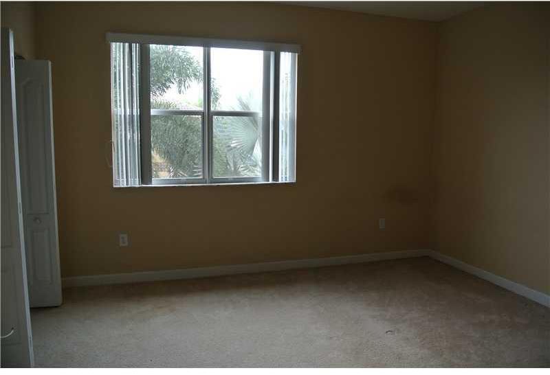 890 Southwest 154th Path, Unit PATH Miami, FL 33194 - Photo 9 of 13 Gallery Image 9