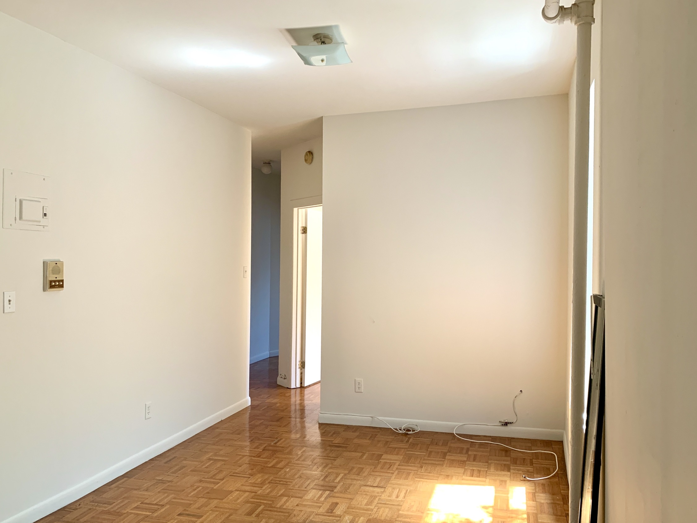 235 East 89th Street, Unit 4FS Manhattan, NY 10128 - Photo 3 of 17
