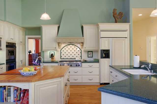 3251 Lone Jack Road Encinitas, CA 92024 - Photo 5 of 25 Granite Counter Tops, Soaring Ceilings, Custom Tile Backsplash