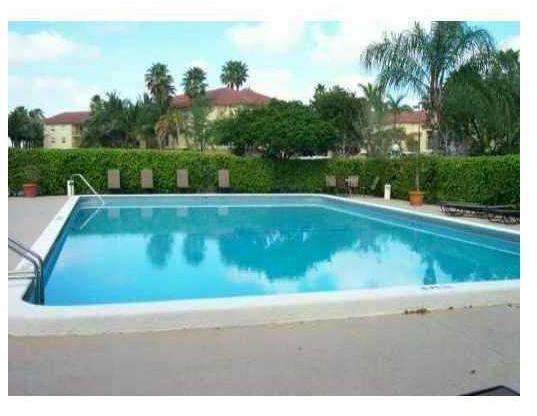 721 North Pine Island Road, Unit 308 Plantation, FL 33324 - Photo 1 of 4
