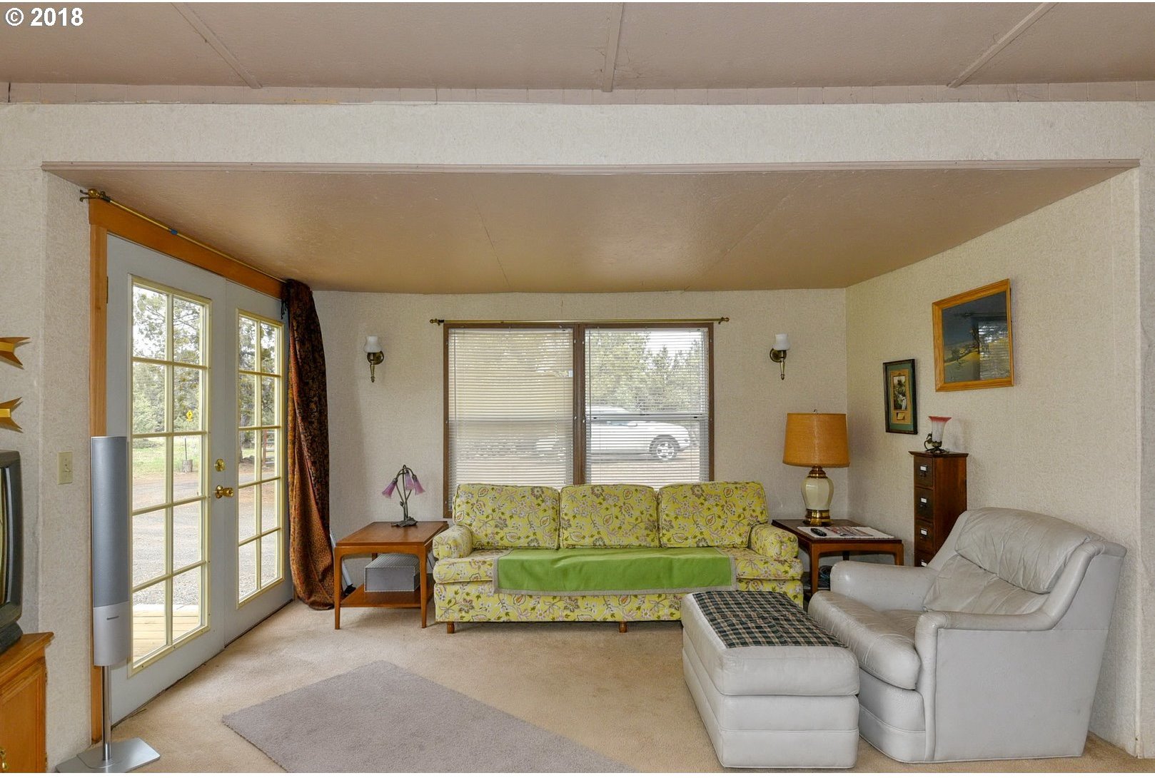 63475 Hamehook Road Bend, OR 97701 - Photo 28 of 32