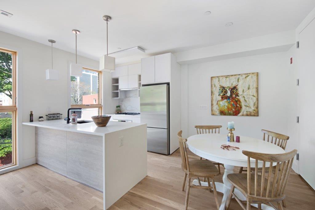 165 Taaffe Place, Unit 3 Brooklyn, NY 11205 - Photo 3 of 10