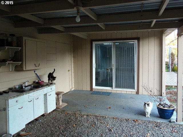 2944 Canyonville-Riddle Road Riddle, OR 97469 - Photo 23 of 32
