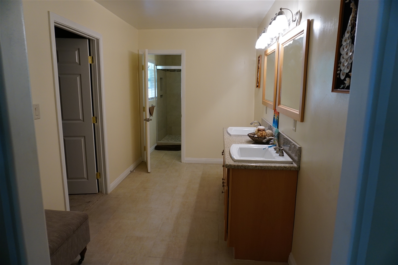 2837 Echo Valley Road Jamul, CA 91935 - Photo 15 of 25 Large Master bath area