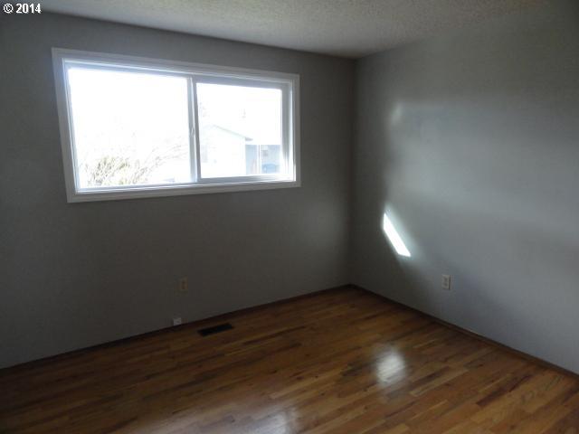1641 Quinn Road Woodburn, OR 97071 - Photo 6 of 9 Gallery Image 6