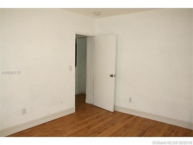 6400 Northwest 1st Place Miami, FL 33150 - Photo 9 of 19