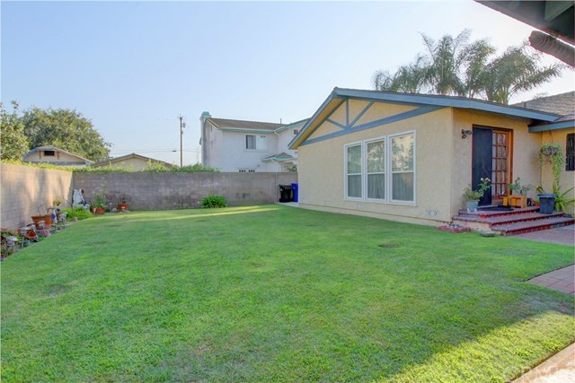 8558 11th Street Downey, CA 90241 - Photo 21 of 26 view of rear yard behind garage and dining room.