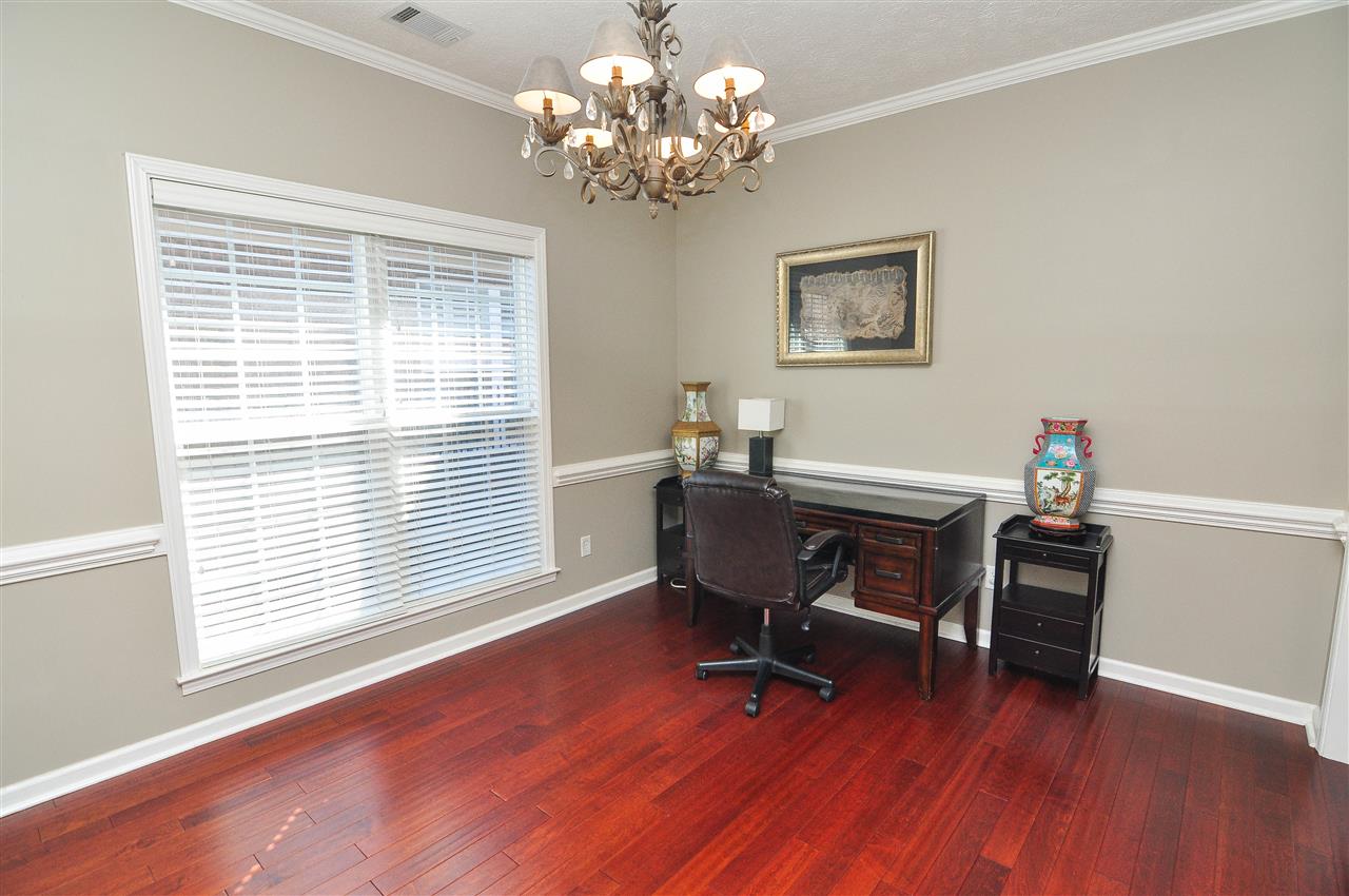 5272 Mesquite Road Memphis, TN 38120 - Photo 9 of 22 The formal dining room offers the ideal setting for large holiday gatherings featuring hardwood floors, high ceilings, chandelier, and crown & chair molding.