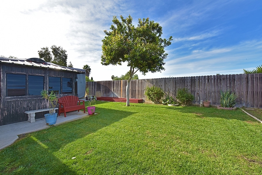 720 Hollowglen Road Oceanside, CA 92057 - Photo 12 of 13 Gallery Image 12