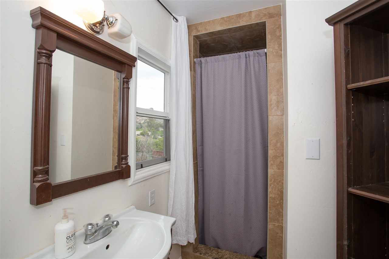 2470 Gum Tree Lane Fallbrook, CA 92028 - Photo 19 of 25 Gallery Image 19