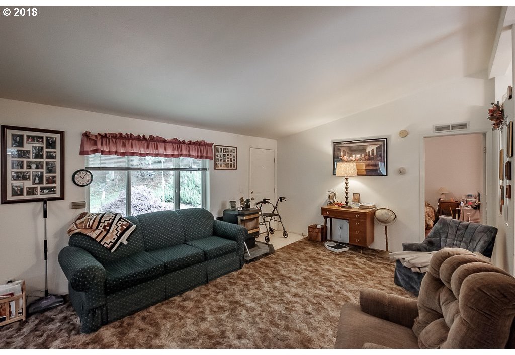 28771 Ridgeway Road Sweet Home, OR 97386 - Photo 13 of 30 Gallery Image 13