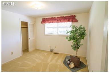 4674 Ivory Way Northeast Salem, OR 97305 - Photo 4 of 16