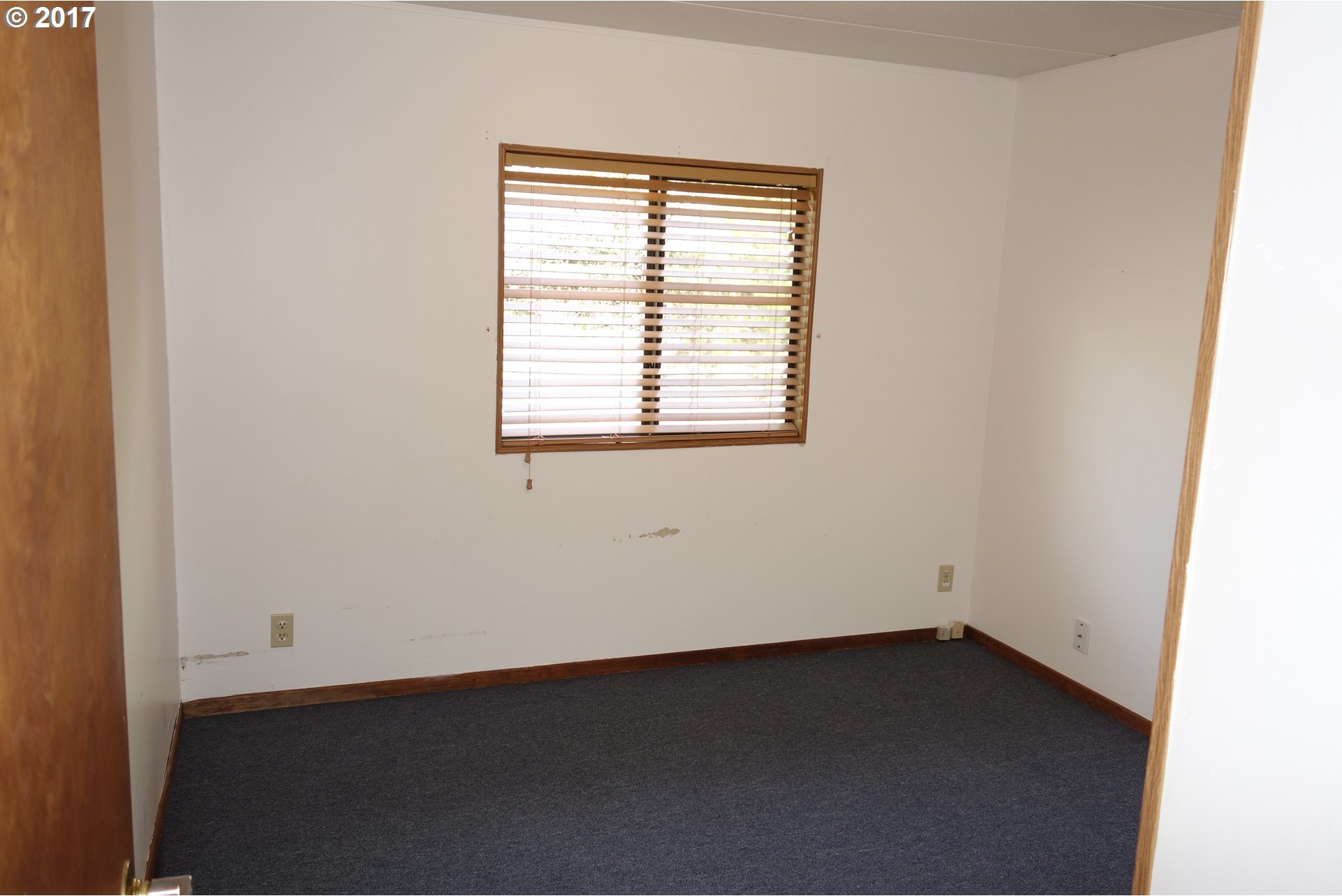 1424 Brislawn Loop Road White Salmon, WA 98672 - Photo 16 of 22 Gallery Image 16