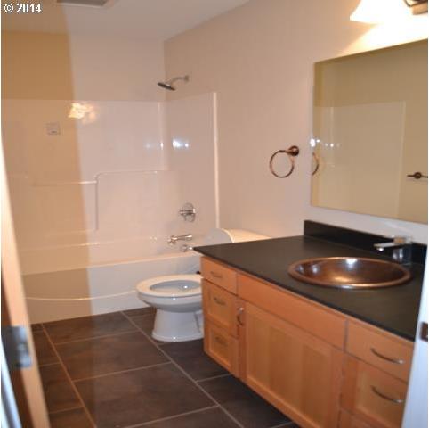 418 Bluff Road Hood River, OR 97031 - Photo 14 of 16 Gallery Image 14