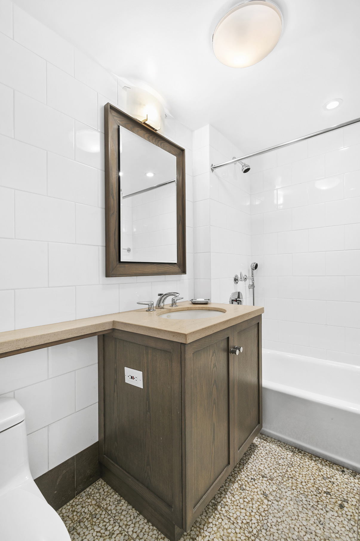 175 Sullivan Street, Unit 3 Manhattan, NY 10012 - Photo 19 of 22