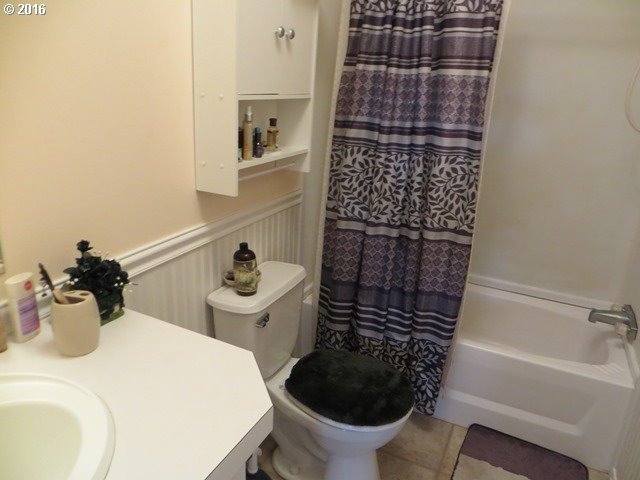 134 Estate Loop Winston, OR 97496 - Photo 20 of 22 Gallery Image 20