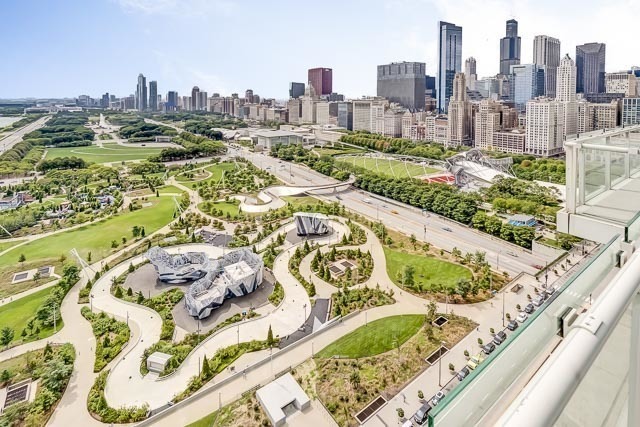 340 E Randolph St, Chicago, IL 60601 - Photo 8 of 8