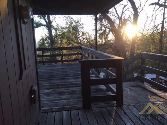 29701 Goldspike Road Tehachapi, CA 93561 - Photo 11 of 14 Gallery Image 11