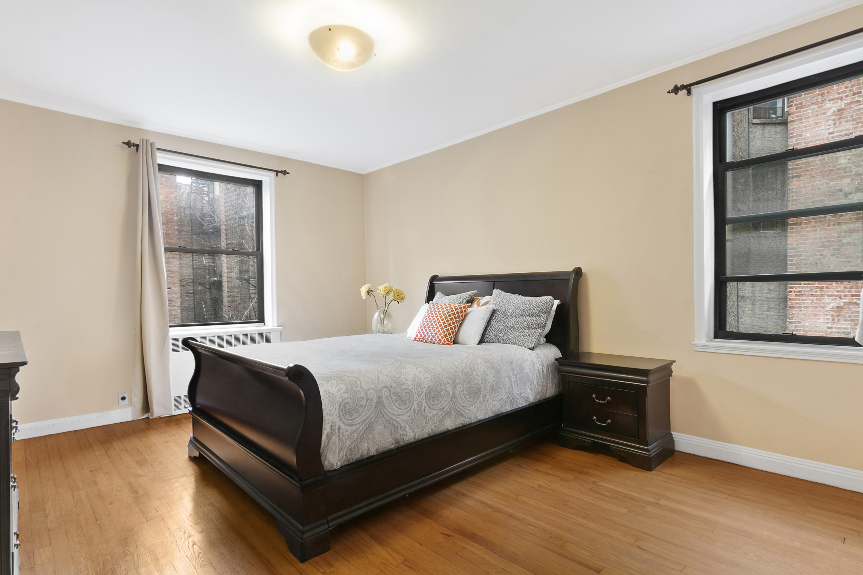 205 West 95th Street, Unit 4B Manhattan, NY 10025 - Photo 4 of 7