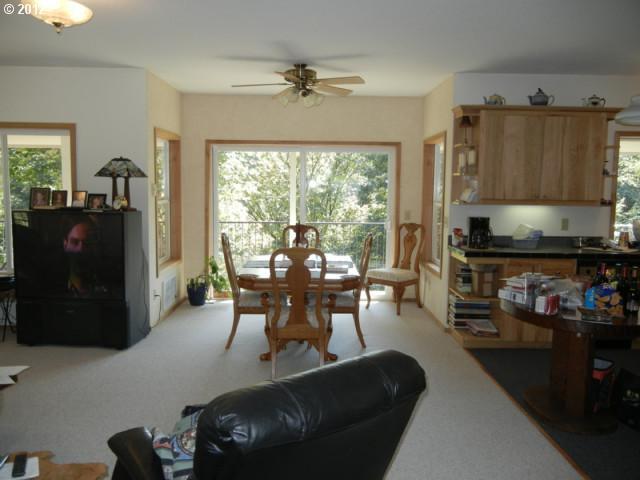 112 Redwing Road Woodland, WA 98674 - Photo 2 of 15