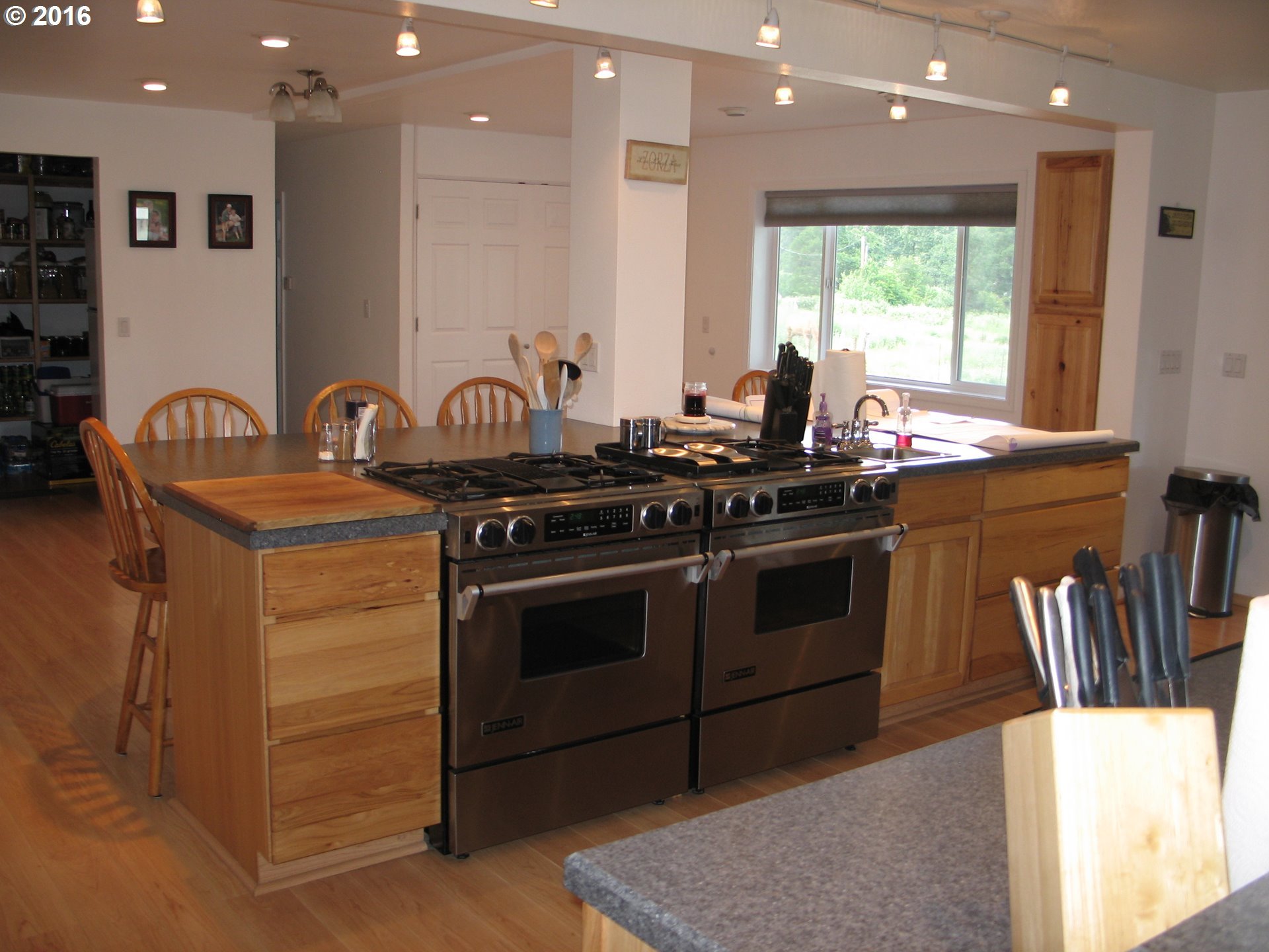 1621 Markham Road Hood River, OR 97031 - Photo 14 of 32 Gallery Image 14