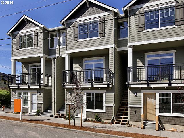 5011 Southeast Tibbetts Street, Unit 7 Portland, OR 97206 - Photo 1 of 16