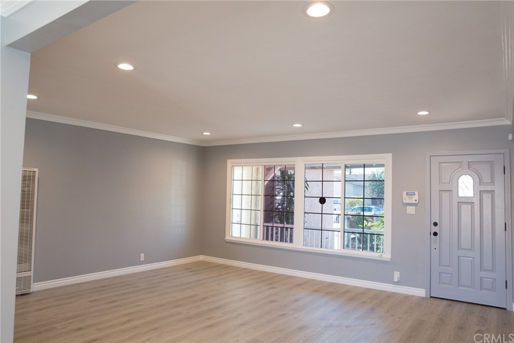 22224 Catskill Avenue Carson, CA 90745 - Photo 4 of 17