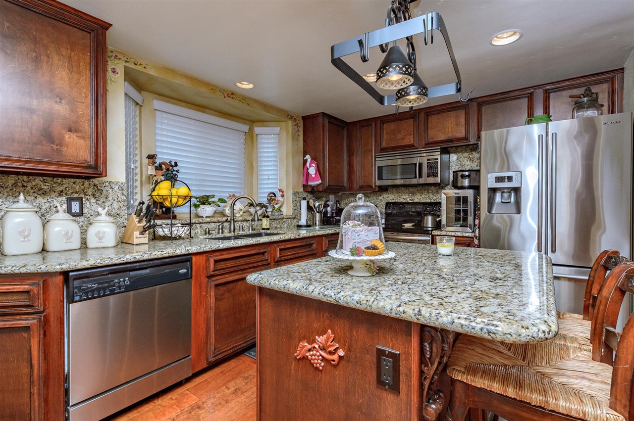 3728 Bennington Court Carlsbad, CA 92010 - Photo 7 of 21