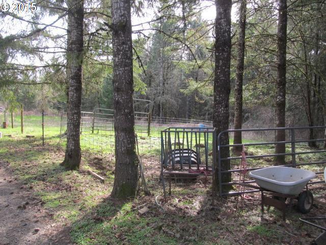 55499 Southwest Sain Creek Road Gaston, OR 97119 - Photo 15 of 16 Gallery Image 15