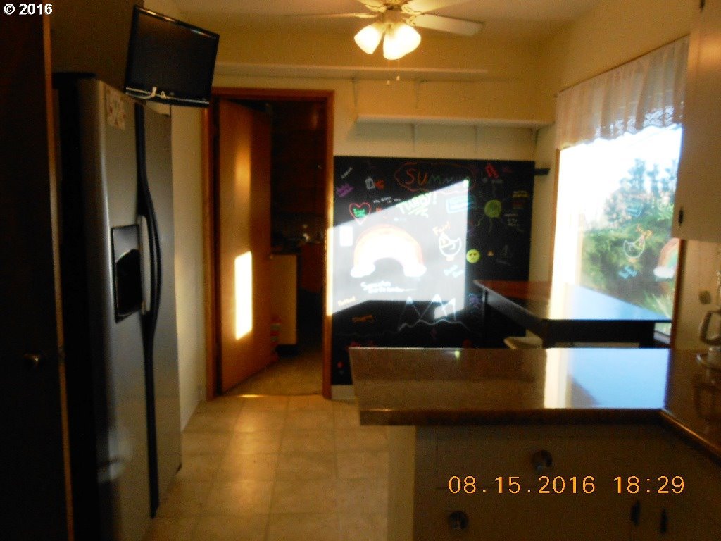 304 4th Street Moro, OR 97039 - Photo 11 of 26 Gallery Image 11